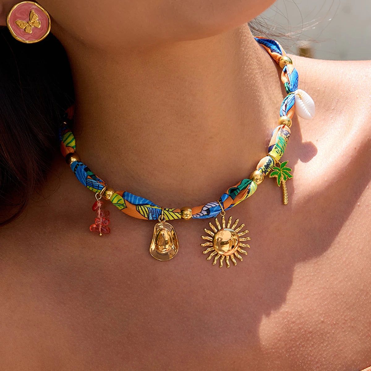 MACARELLETA (Collar)